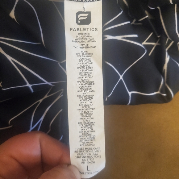 Fabletics Mary Tank Vented/Mesh Black White L - Picture 9 of 9